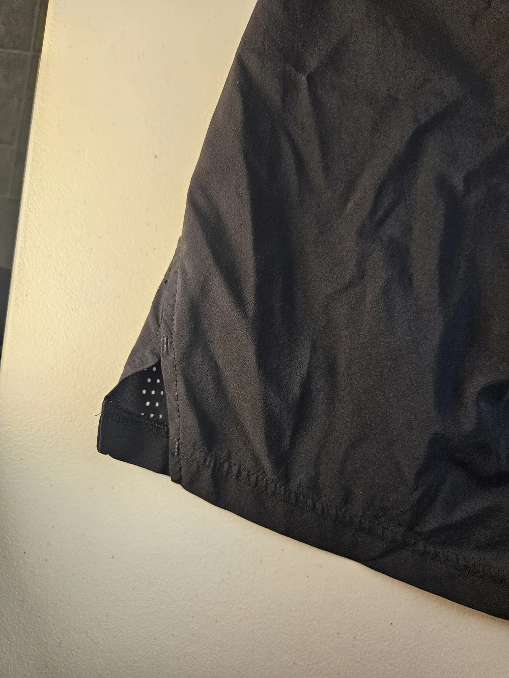 Adidas Men’s Black Athletic Shorts Size MEDIUM
